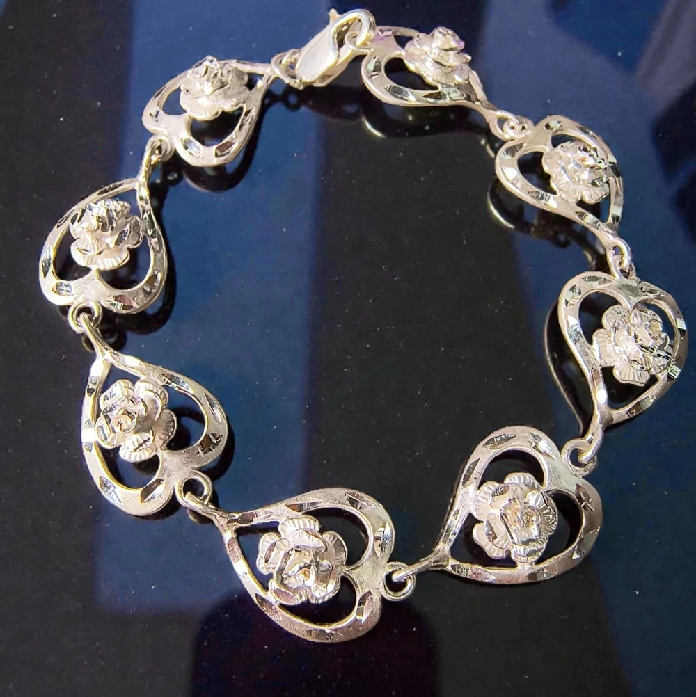 Vintage Diamond Cut Rose Heart Link Bracelet - Picture 1 of 10